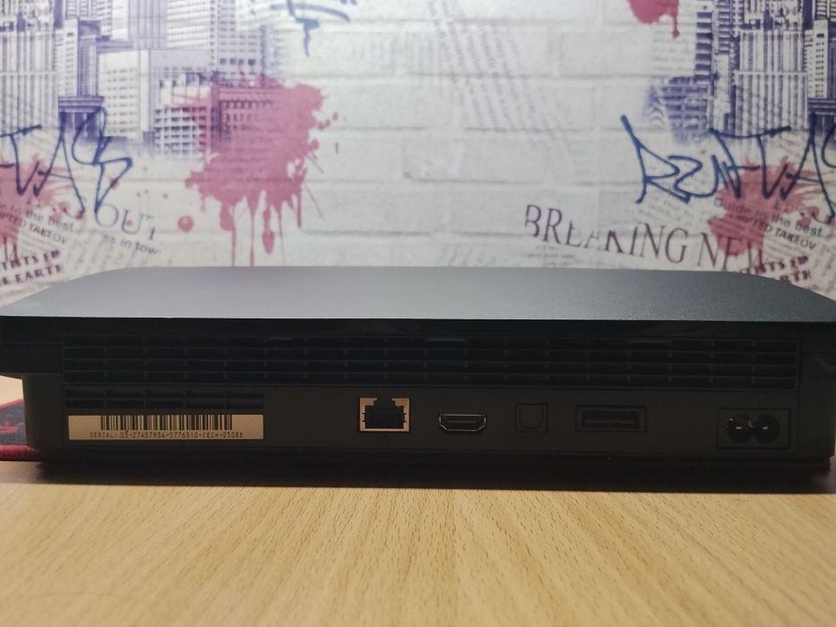 Playstation 3 Slim (не прошитая)
