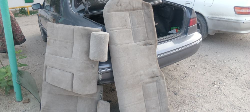 Продам на камри запчасти
