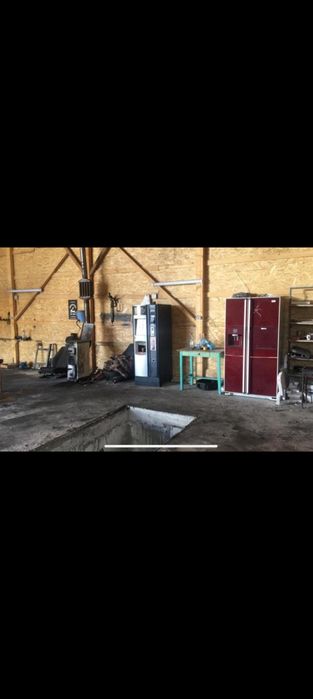 Vind service auto si casa Aframe pe E 85