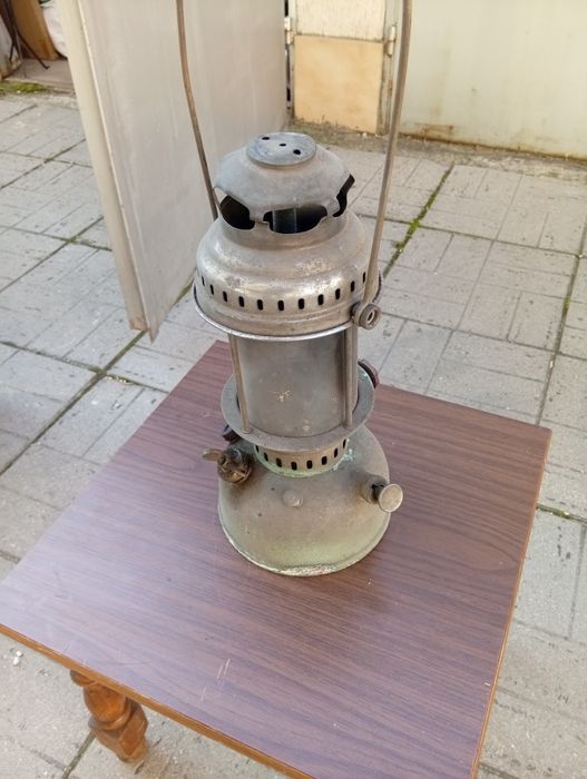 Стар фенер примус, петромакс