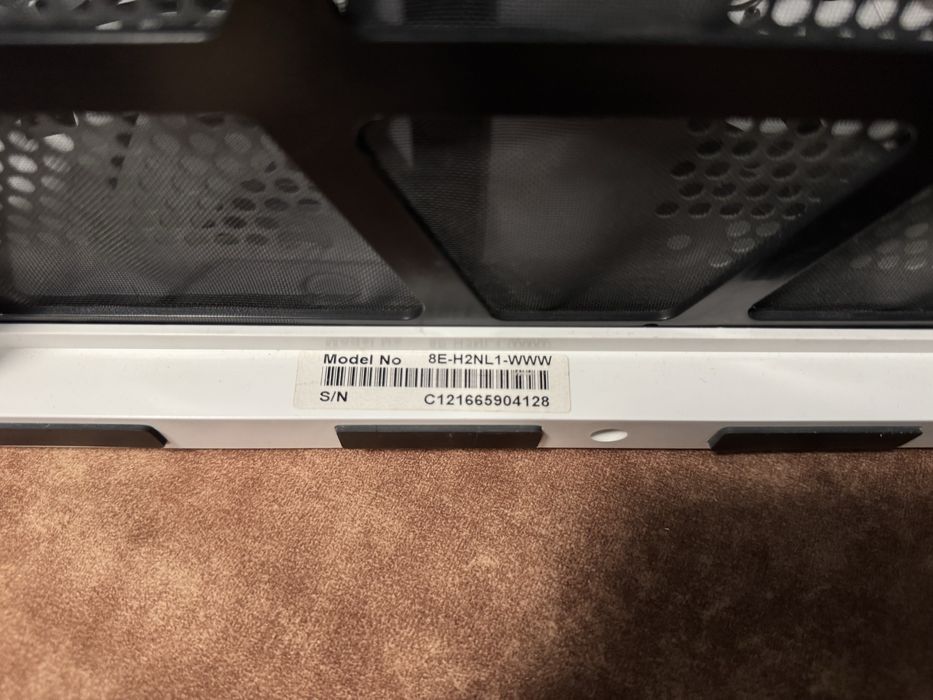 Продавам компютърна кутия NZXT H2 White в добро състояние
