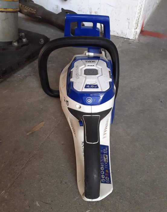 Акумулаторна резачка за дърва ПОД НАЕМ от Рентекс