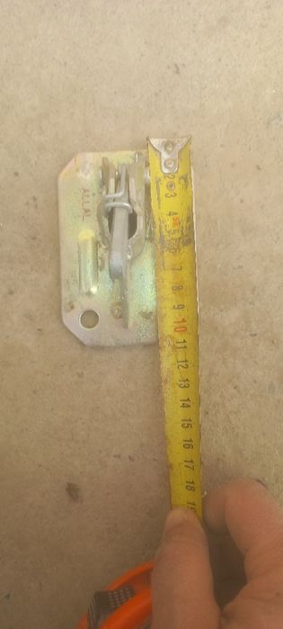 Зажим для опалубки  клипс