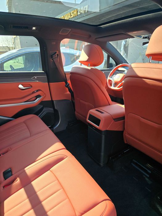 BYD Tang L EV 600 км двух моторная Фулл позиция