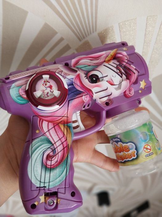 Мылные пузыри пистолет