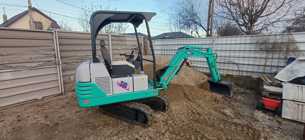 Miniexcavator + remorca