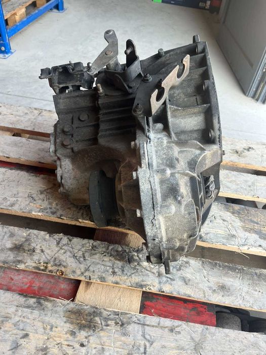 Скоростна Кутия MERCEDES VITO 2.2CDI 122к.с. 03г.-Ръчна 5ск.