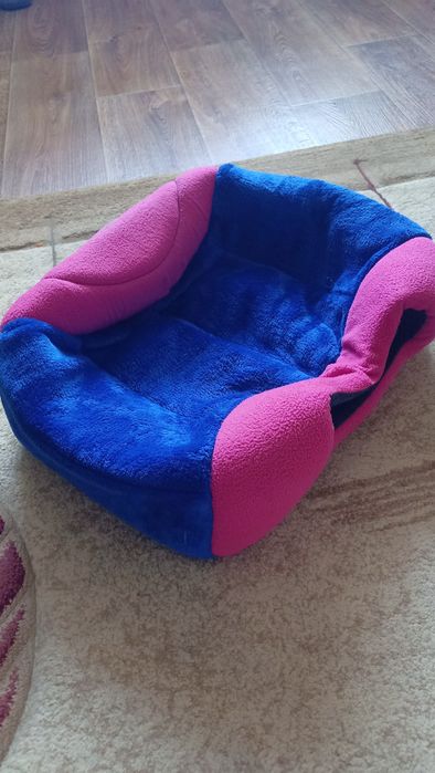 Продам домик для кошек и собак. Срочно
