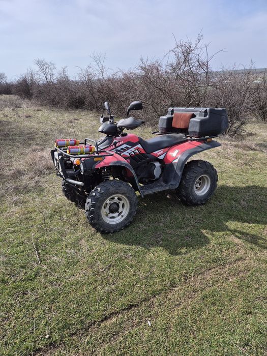 Vind atv linhai worker 2x4 in stare perfecta de functionare