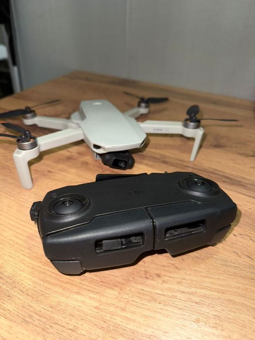 Квадрокоптер DJI Mini Se