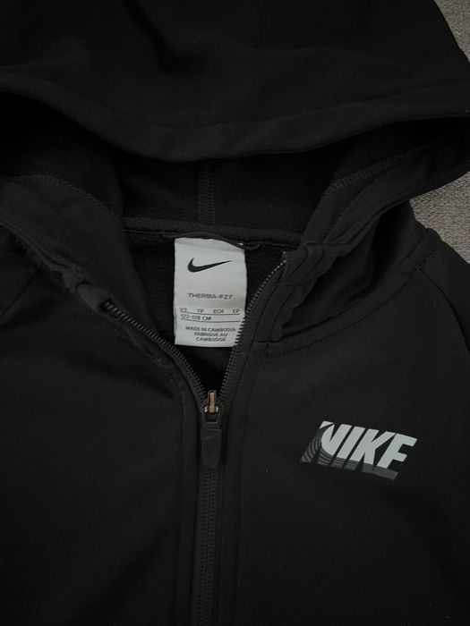 Оригиналено детско горнище Nike