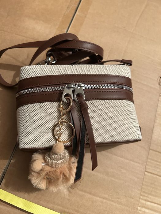 Женская одежда платья