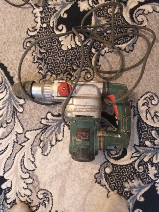 Инструментлар сотилади