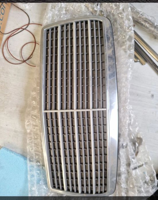 W124 C124 Мерцедес седан купе на части / Mercedes на части