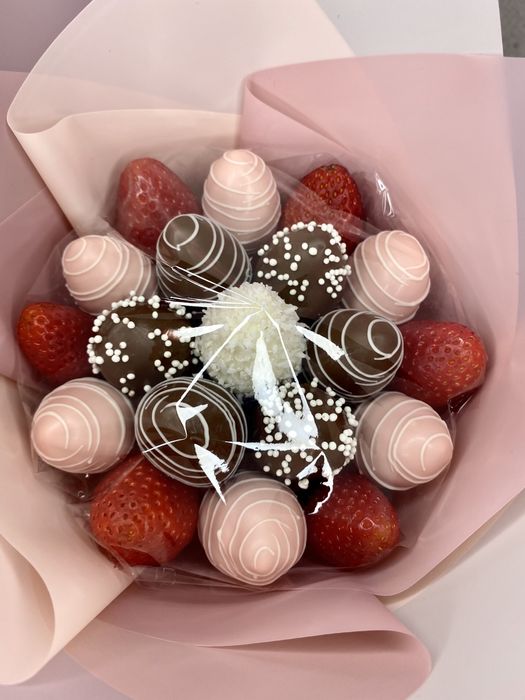 Клубника в шоколаде Каспи Ред