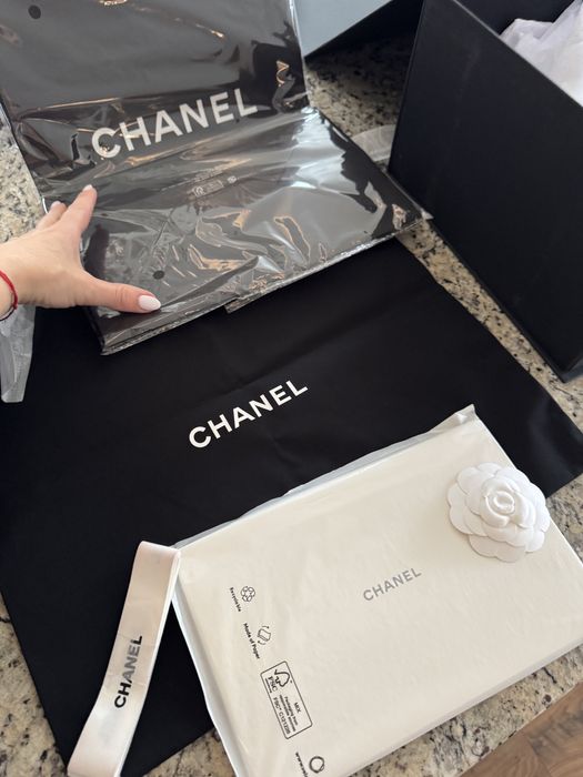 Chanel medium bag