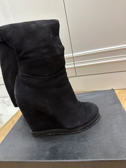 Продается зимние сапоги