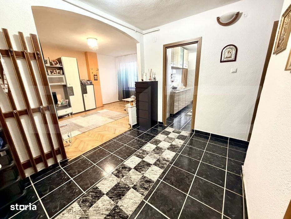 Apartament cu 3 camere, complet utilat – gata de mutare,Cugir,langa