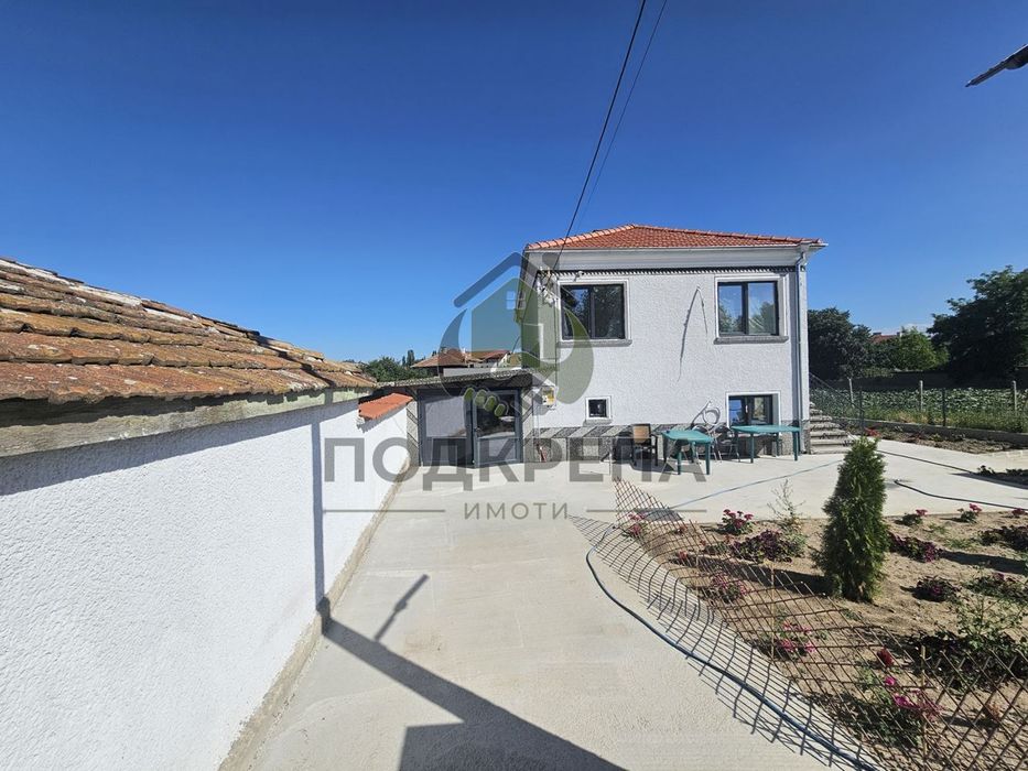 Продава се Къща в с. Войводиново, Област Пловдив - 180 кв.м за 1220 €/кв.м - Снимка #1