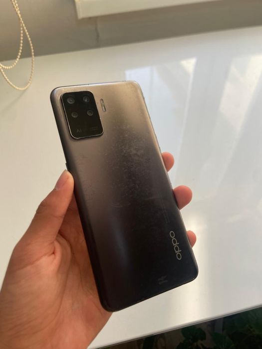 Продам телефон Oppo reno5 lite
