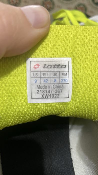 Ghete fotbal sintetic Lotto