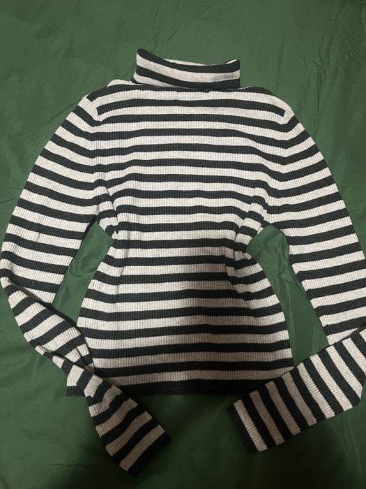 Блузки и пуловери размер М