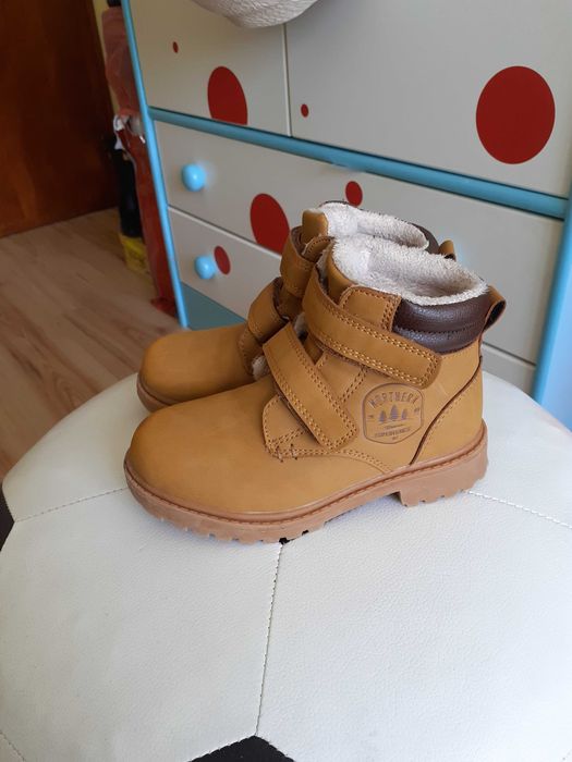 Детски боти за момче