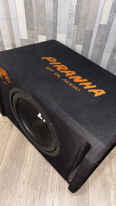 Продам сабвуфер срочно