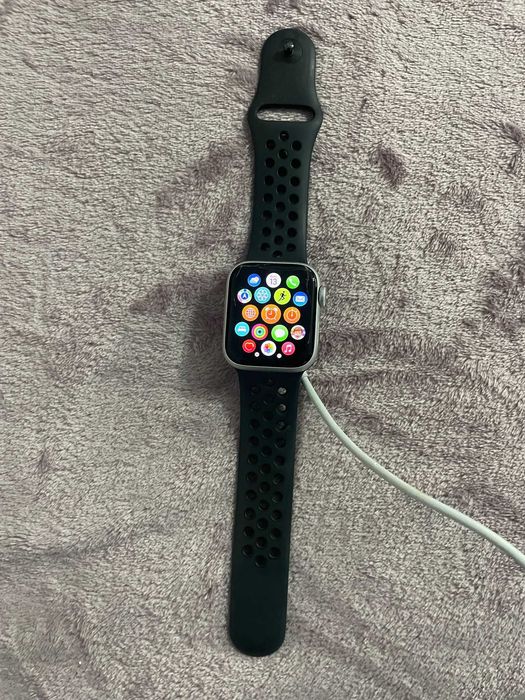 Apple Watch SE pentru piese