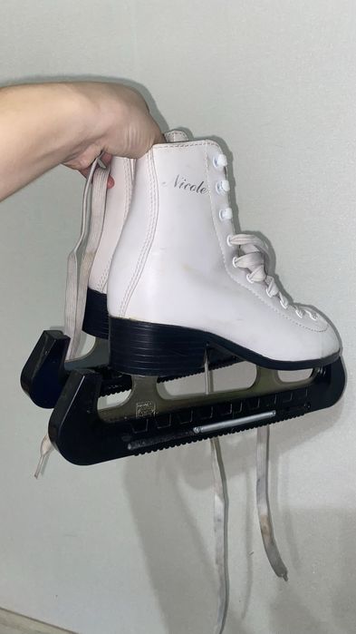 Продам коньки Nordway