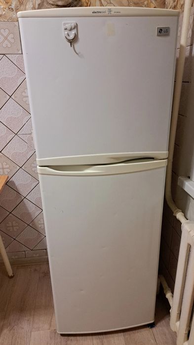 Холодильник LG GR-265SQ