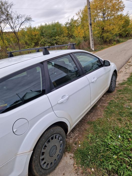 FORD Focus 2010 — imagine 3