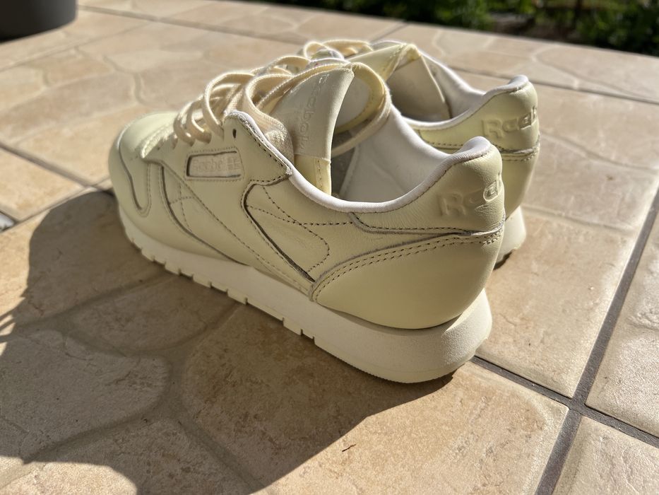 Reebok 38,5, din piele