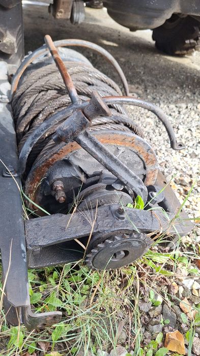 Продам запчасти на зил