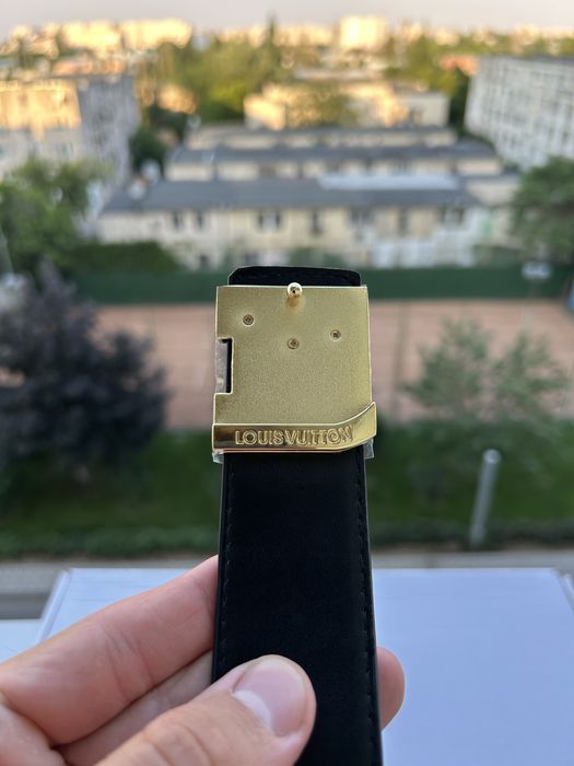 Vand curea Louis Vuitton