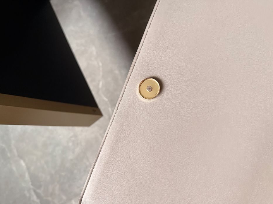 Чанта TRUSSARDI уникален цвят