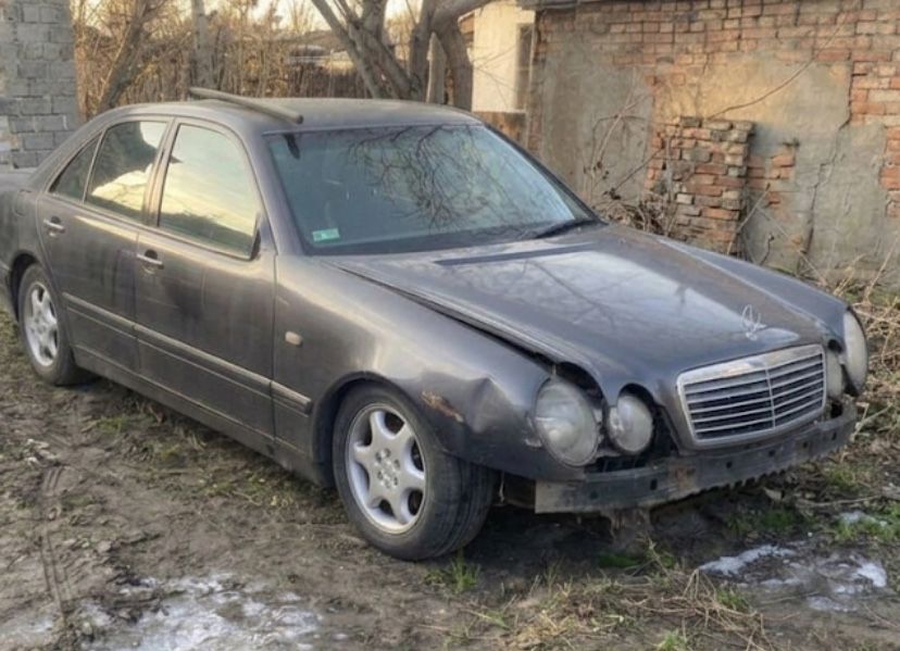 Авторазбор Mercedes-Benz W210