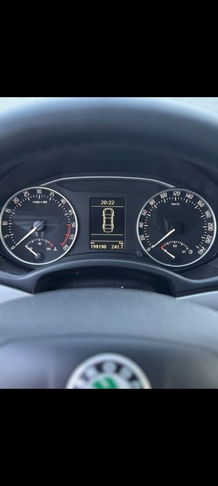 SKODA Octavia 2011 — imagine 5