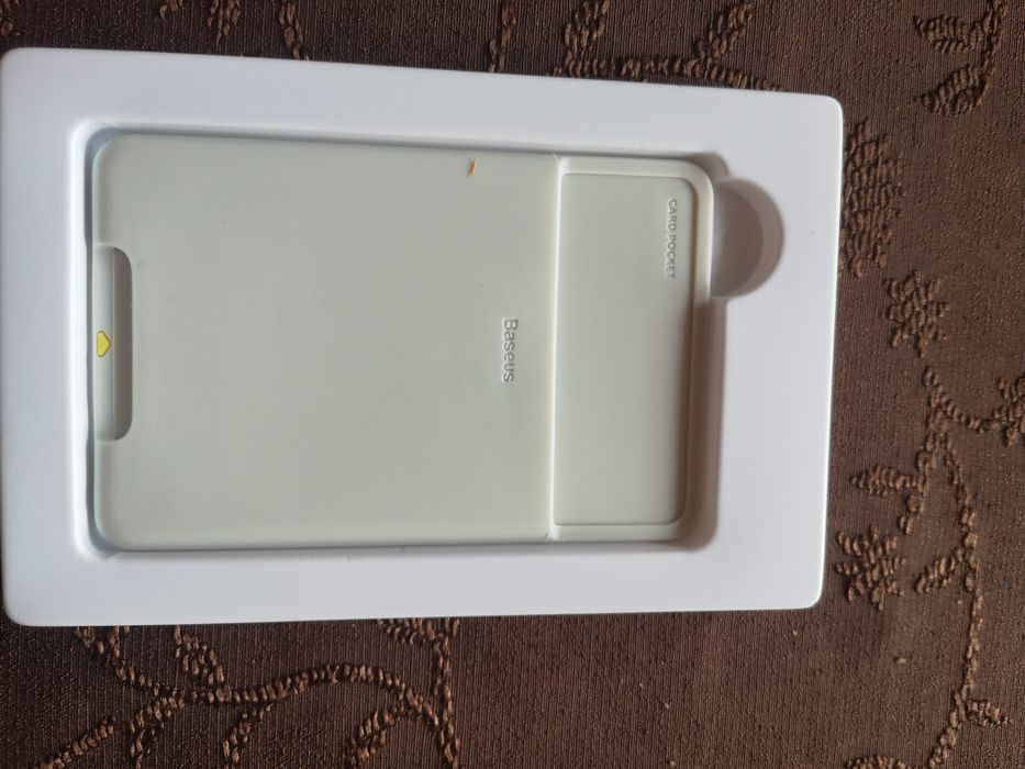 Силиконов портфейл за телефон