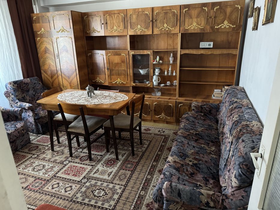 Apartament cu 3 camere de vanzare Bloc Unirea