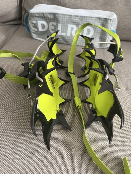 Colțari Edelrid Shark II NOI + husă + garanție