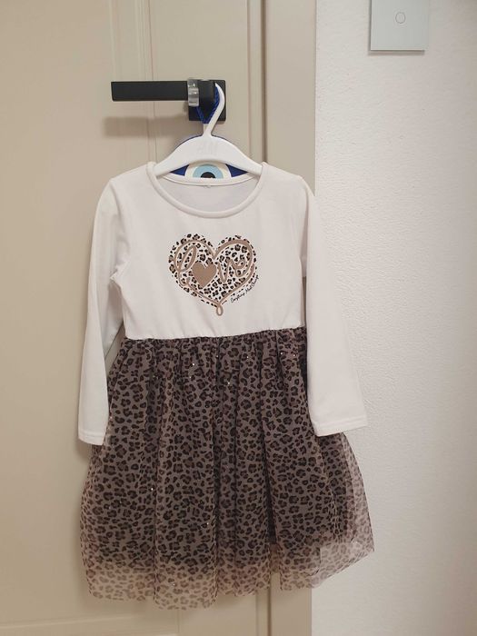 Детски комплекти 110, 98,