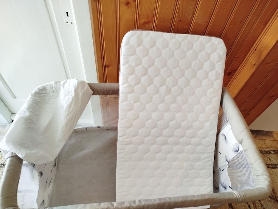 Vând pătuț co-sleeper Lionelo Aurora