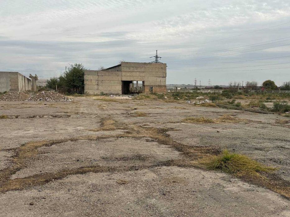 Чирчик город ориентир завод Максам с кадастром 5.1 гектар под ст-во