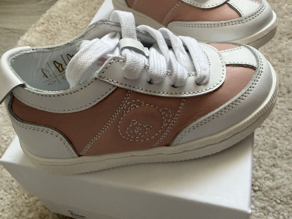 Adidasi Moschino baby 22