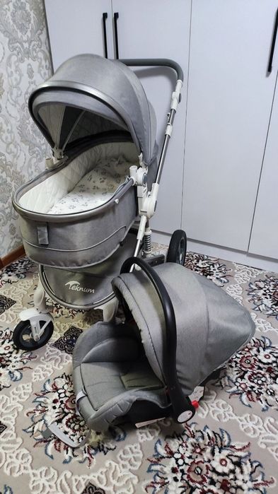 Коляска 2в1 трансформер в отличном состоянии