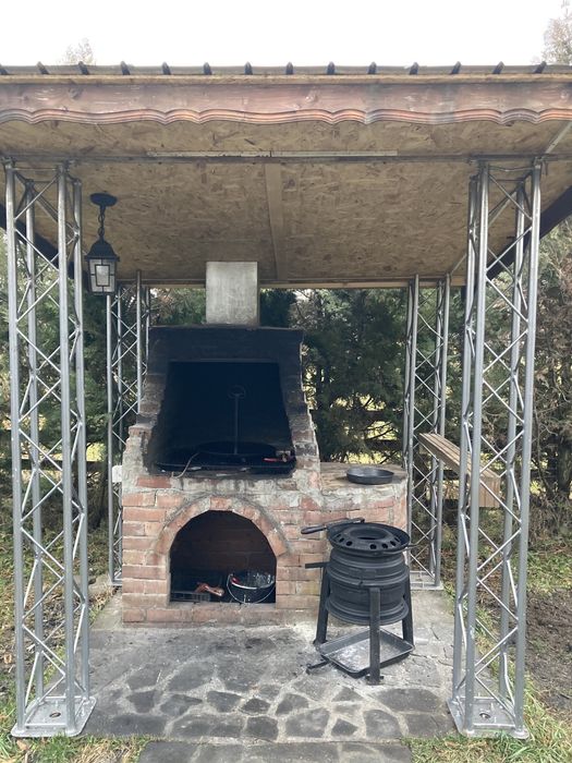 Cazare la Bran- 8 camere-max.18 persoane