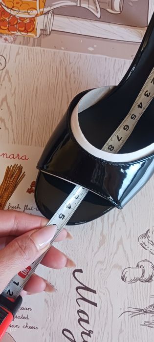 Дамски  сандали на ток 40 номер