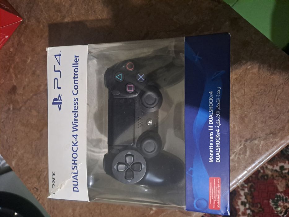 Контроллер Playstation 4