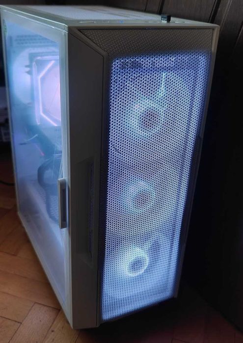 Геймърски компютър Ryzen 5600x, GeForce RTX 3060ti, 32gb ddr4,1tb nvme